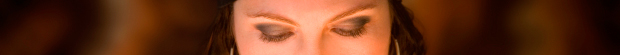 laura medium ojos